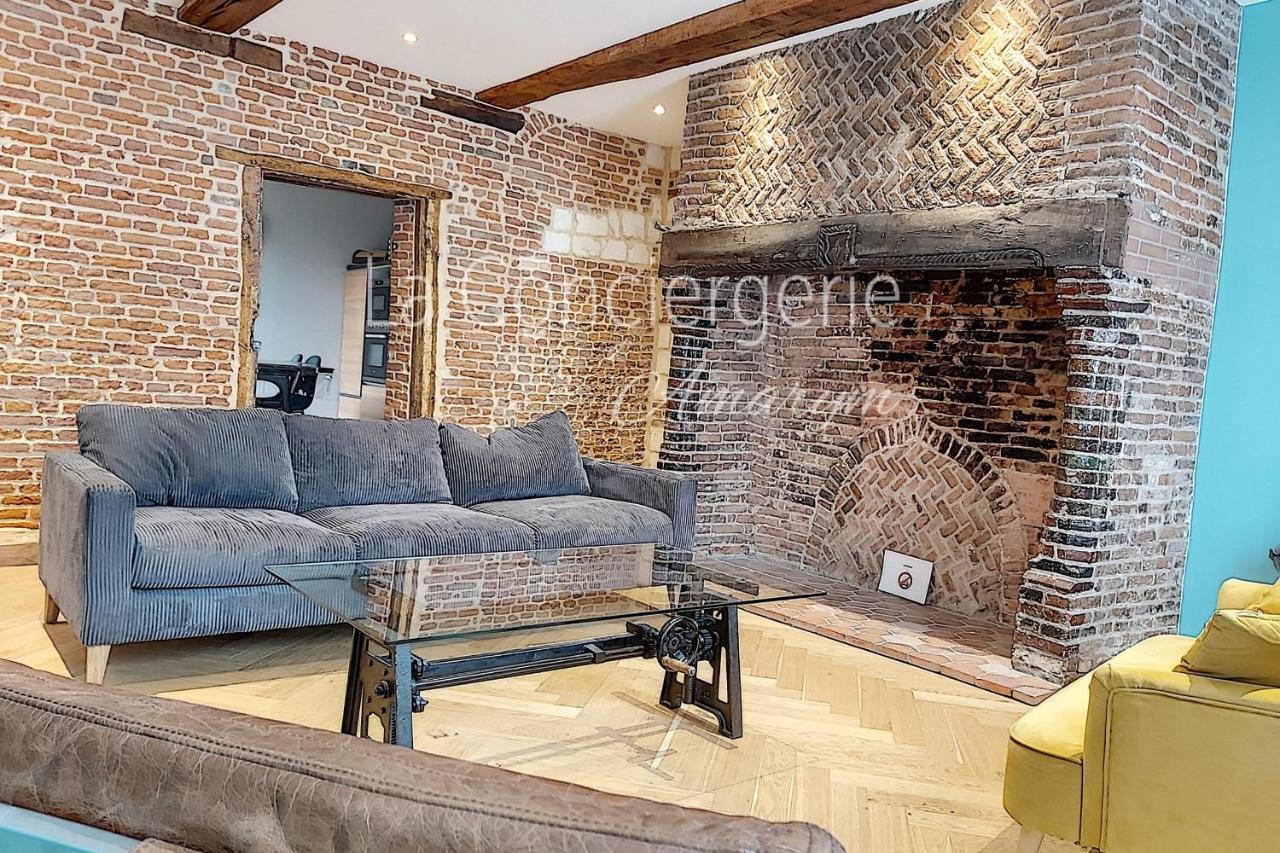 Aa13 - Le Victor Hugo - Sejour D'Exception Dans Un Appartement Historique เอิลท์ ภายนอก รูปภาพ