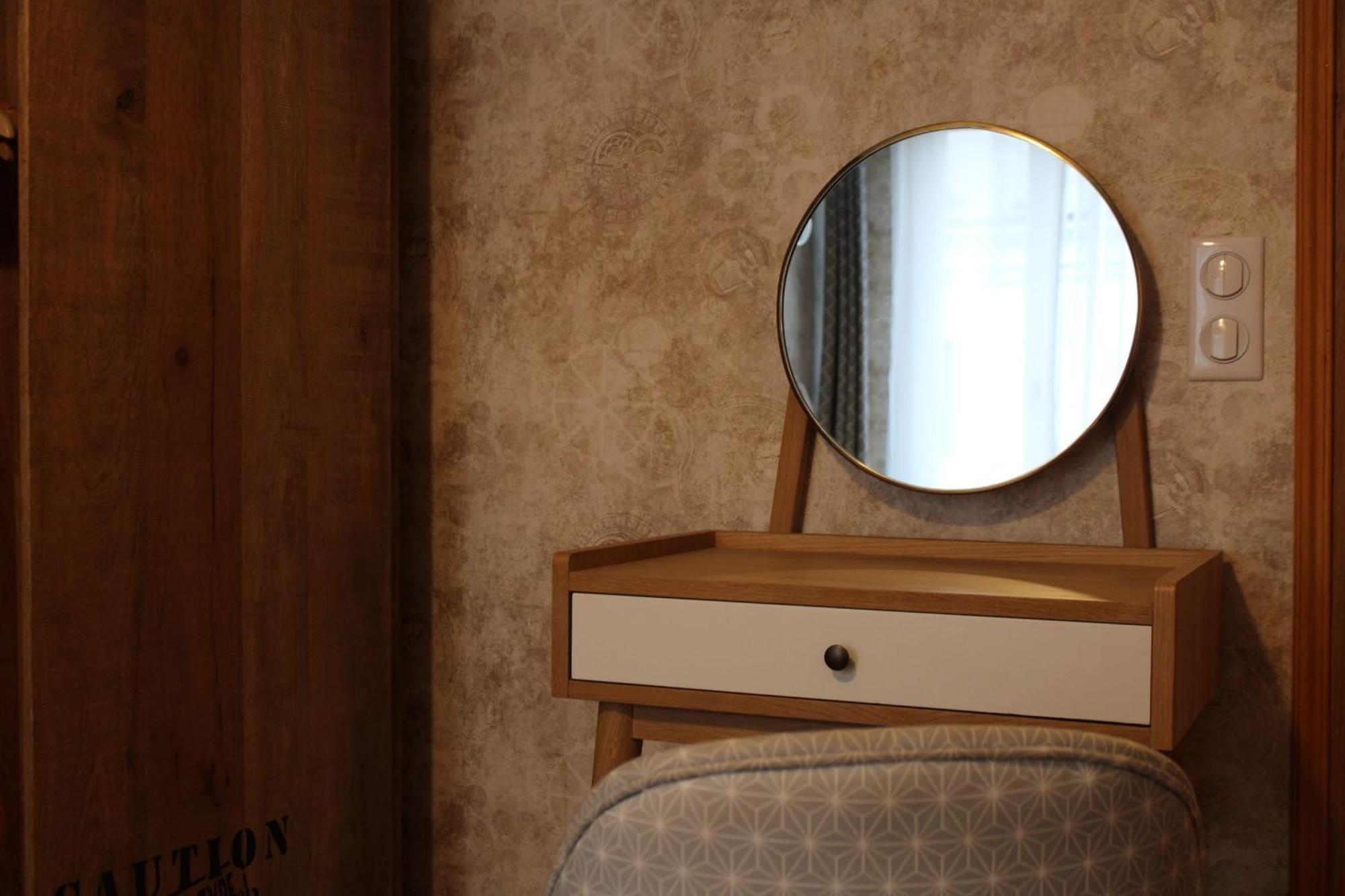 Aa13 - Le Victor Hugo - Sejour D'Exception Dans Un Appartement Historique เอิลท์ ภายนอก รูปภาพ